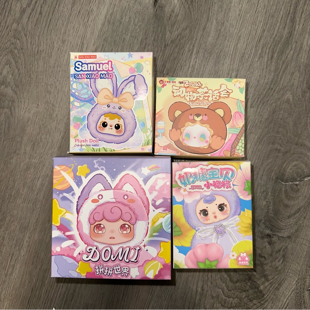 PERFECT GIFT FOR CHILDREN Set of 4 Blind Boxes